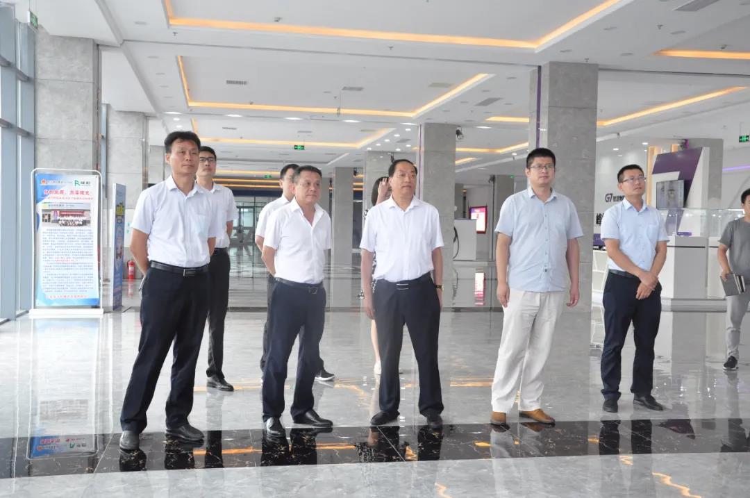順和集團(tuán)董事長率隊(duì)赴泰安學(xué)習(xí)考察
