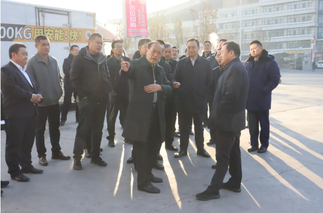 臨沂市委常委、副市長(zhǎng)茍宏水帶隊(duì)到順和天源智慧物流園調(diào)研